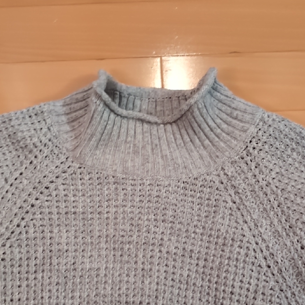 Women's Light Gray Sweater - Picture 3 of 5